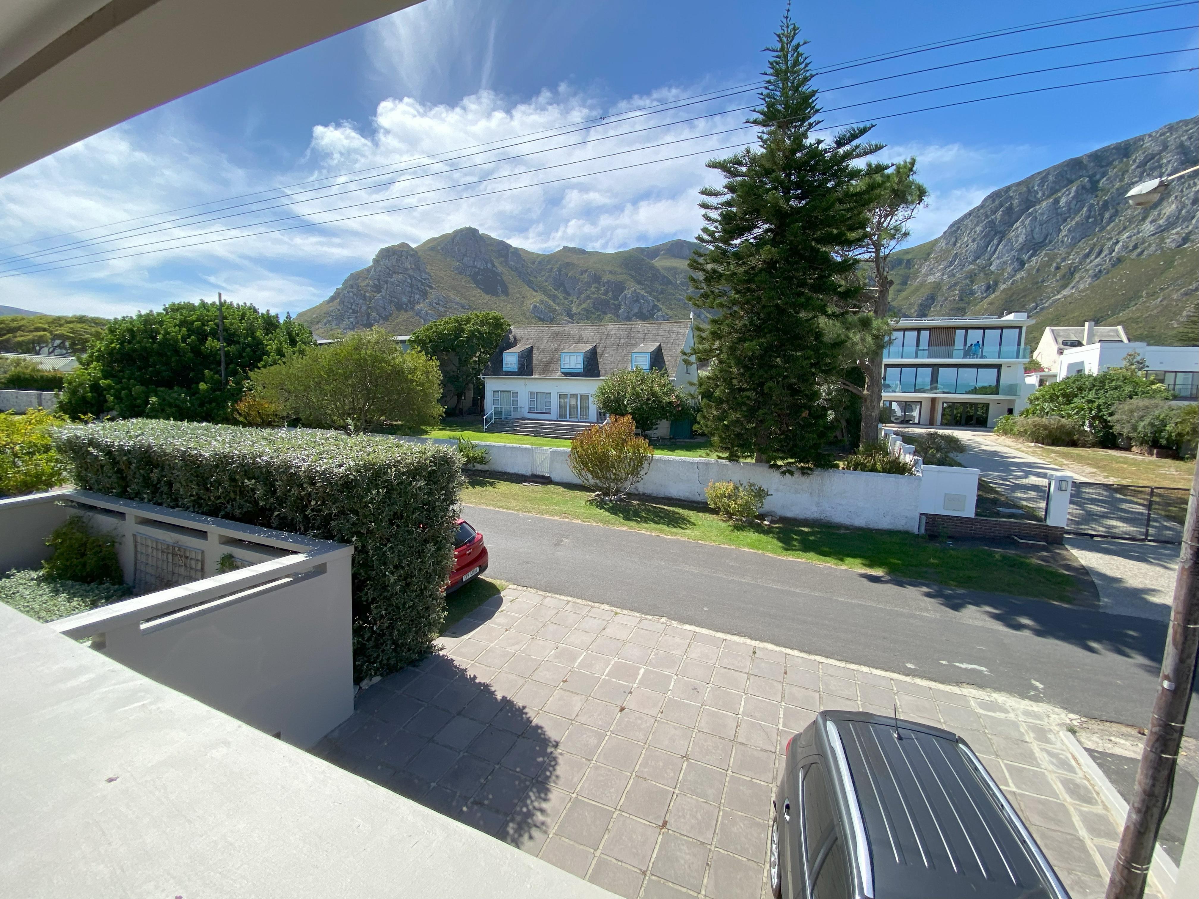 To Let 3 Bedroom Property for Rent in Voelklip Western Cape